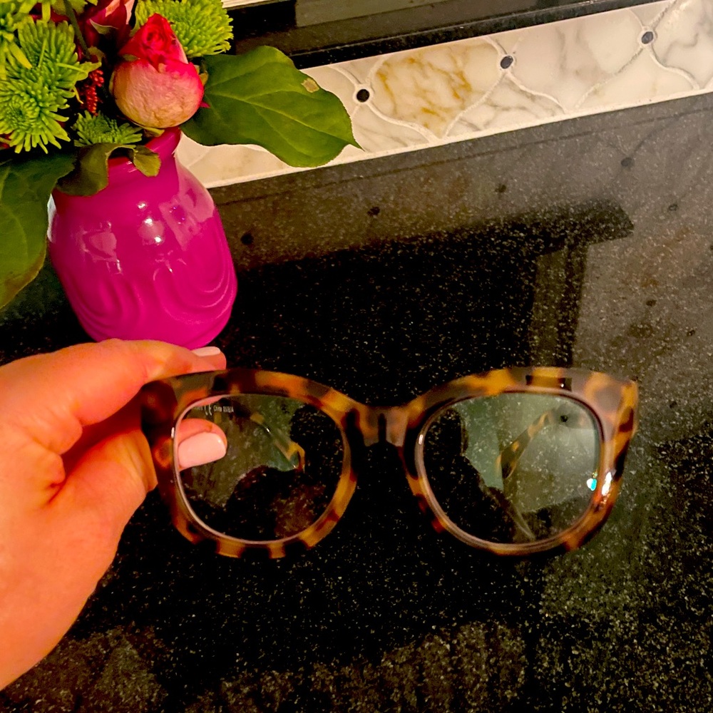 100% Authentic Peepers Blue Light Glasses Frames in Tortoise